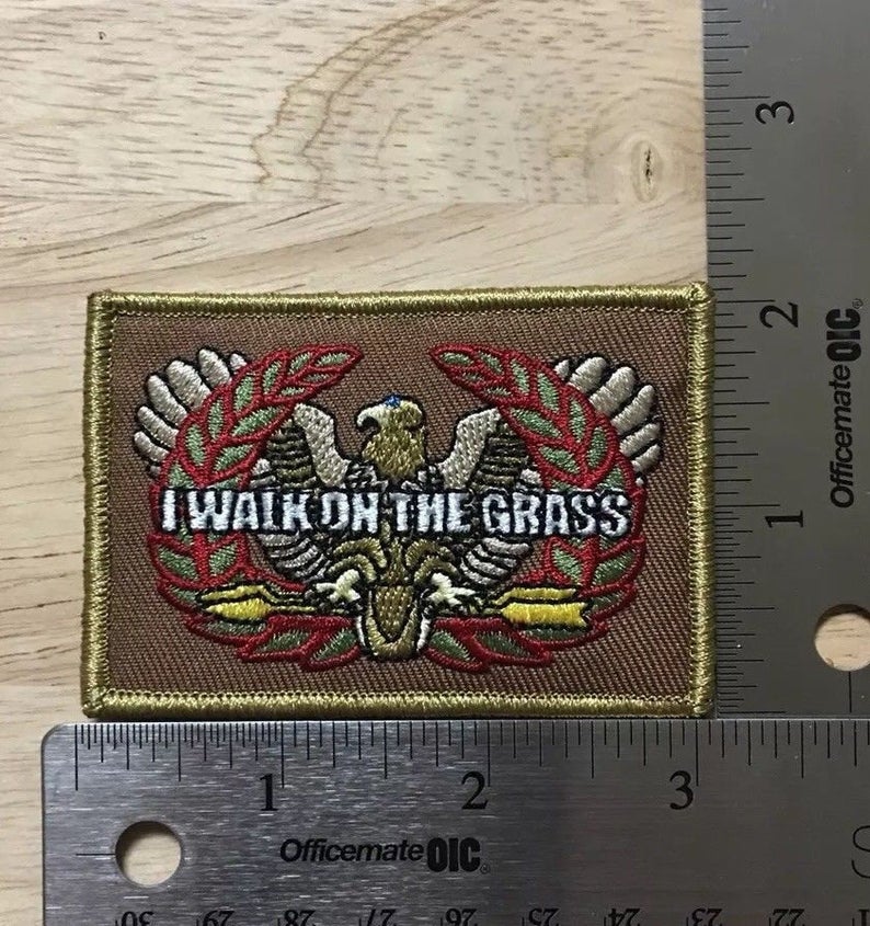 Eagle Rising Warrant Officer "I Walk On The Grass" patch